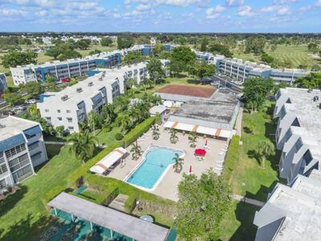 7837 Golf Circle Drive Margate FL 33063