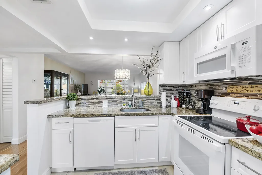 7837 Golf Circle Drive Margate FL 33063
