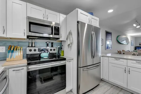 3100 NE 49th Street Fort Lauderdale FL 33308