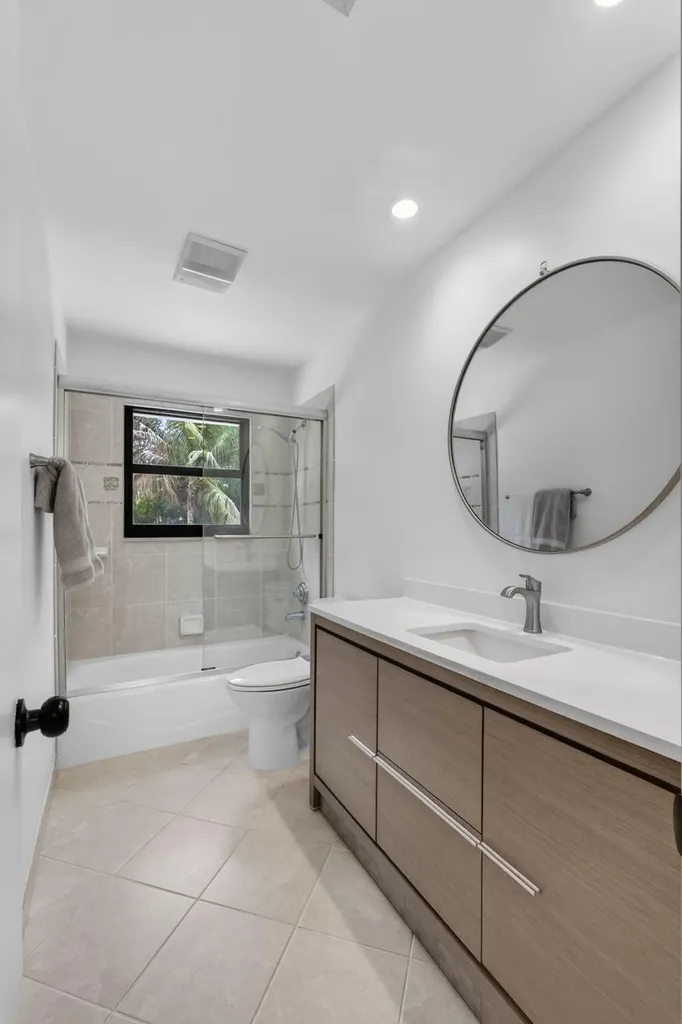 6188 Celadon Circle Palm Beach Gardens FL 33418