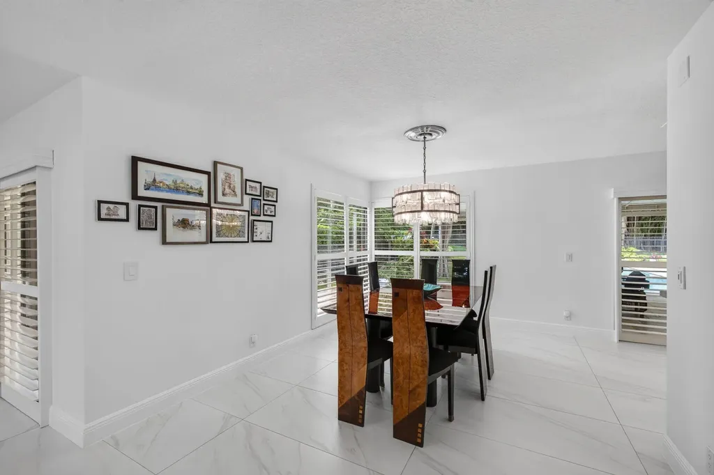 6188 Celadon Circle Palm Beach Gardens FL 33418