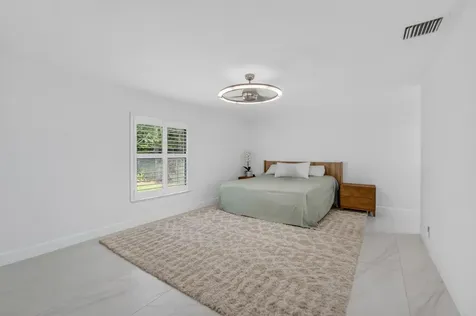 6188 Celadon Circle Palm Beach Gardens FL 33418