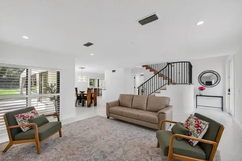 6188 Celadon Circle Palm Beach Gardens FL 33418