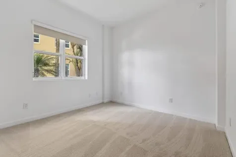 2650 Lake Shore Drive Riviera Beach FL 33404