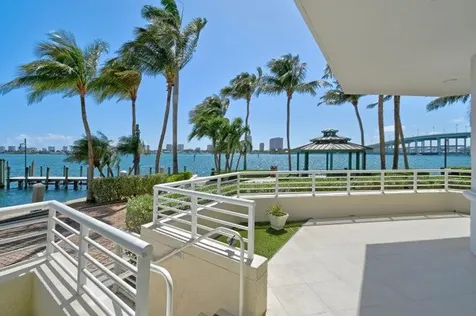 2650 Lake Shore Drive Riviera Beach FL 33404