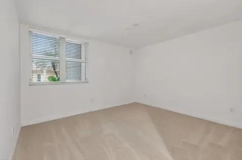 2650 Lake Shore Drive Riviera Beach FL 33404