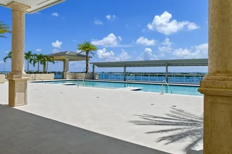 2650 Lake Shore Drive Riviera Beach FL 33404