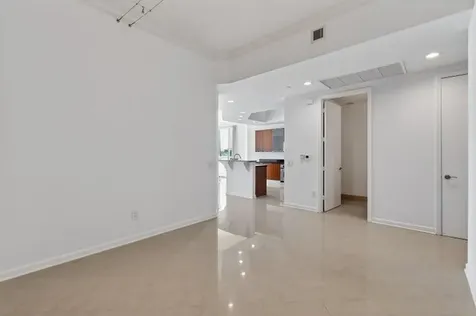 2650 Lake Shore Drive Riviera Beach FL 33404