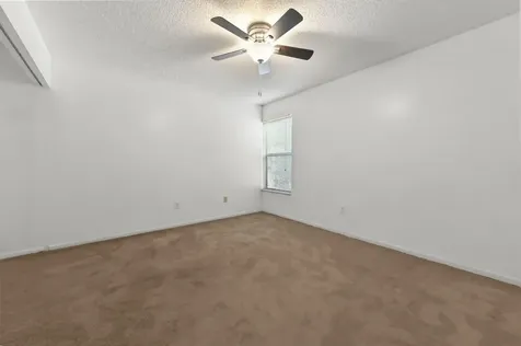 105 Lakeview Drive E Royal Palm Beach FL 33411