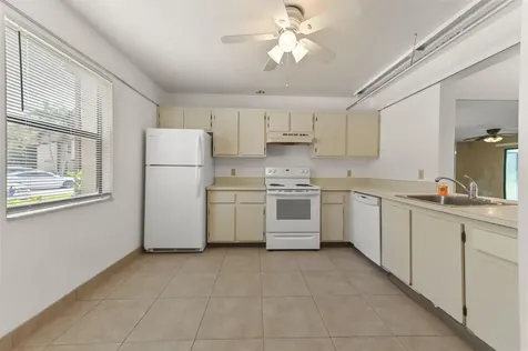 105 Lakeview Drive E Royal Palm Beach FL 33411