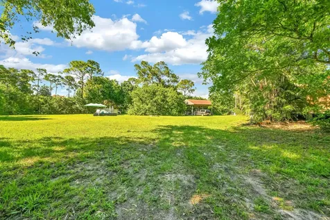 17605 92nd Lane N The Acreage FL 33470