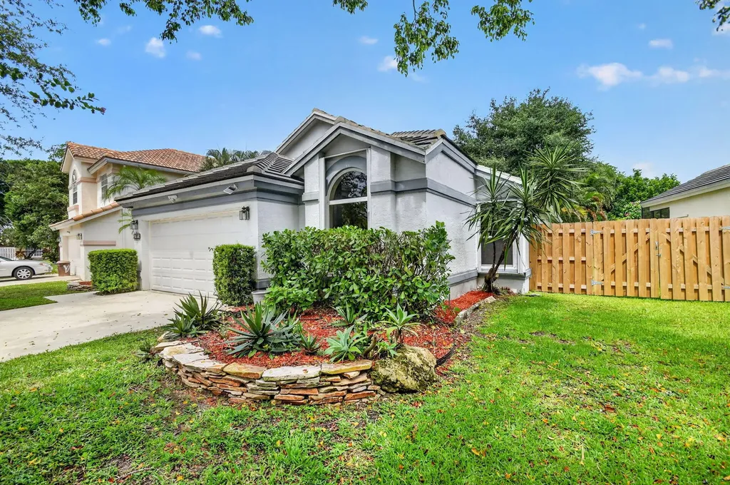 7449 Trescott Drive Lake Worth FL 33467