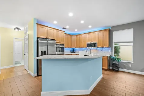 1894 SW Grey Falcon Circle Circle SW Vero Beach FL 32962