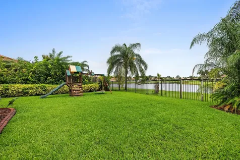 1894 SW Grey Falcon Circle Circle SW Vero Beach FL 32962