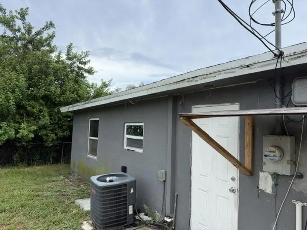 1219 Highland Road Lake Worth FL 33462