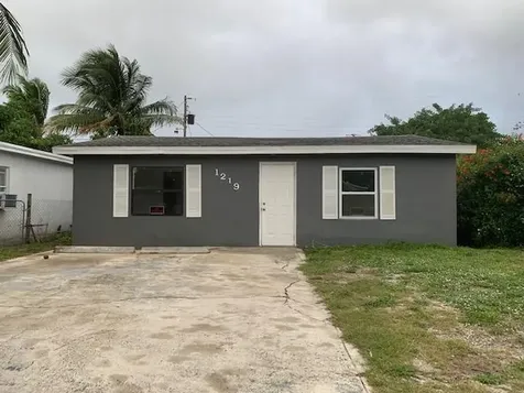 1219 Highland Road Lake Worth FL 33462