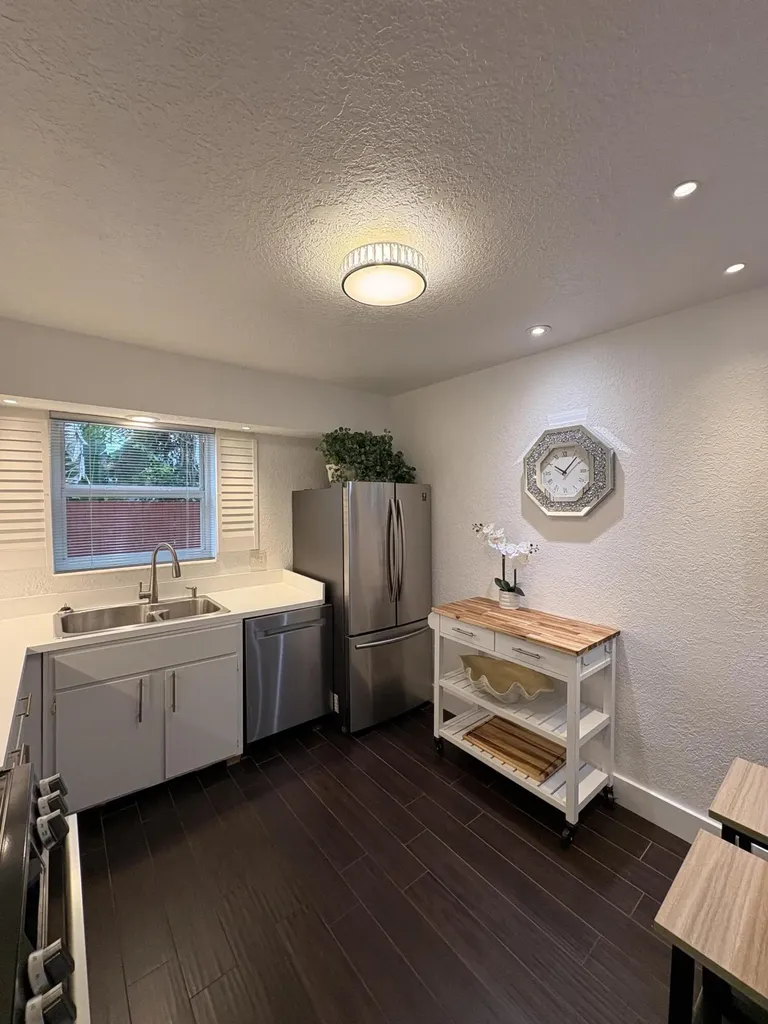 601 SE 5th Court Fort Lauderdale FL 33301