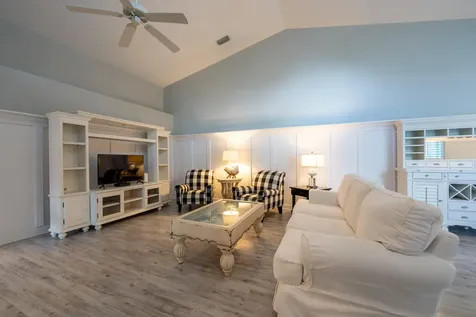 3268 Lakeshore Drive Hutchinson Island FL 34949