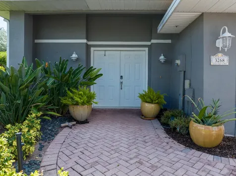 3268 Lakeshore Drive Hutchinson Island FL 34949