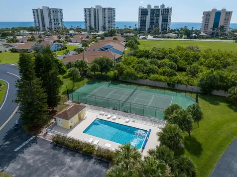 3268 Lakeshore Drive Hutchinson Island FL 34949