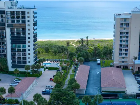 3268 Lakeshore Drive Hutchinson Island FL 34949