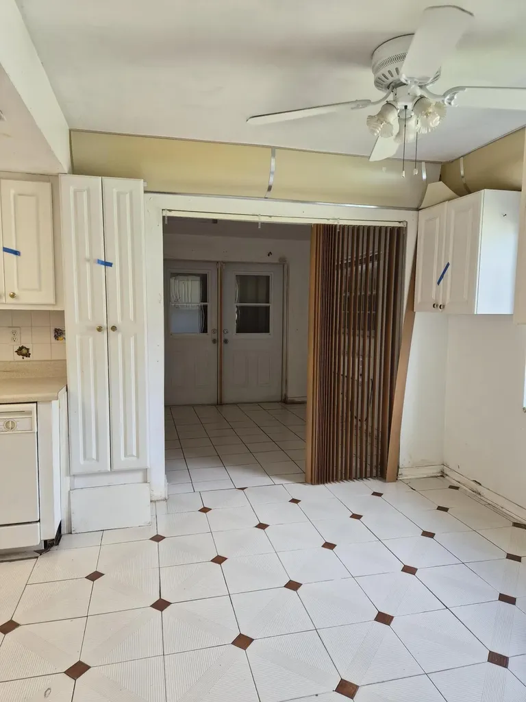 4960 NW 16th Street Lauderhill FL 33313