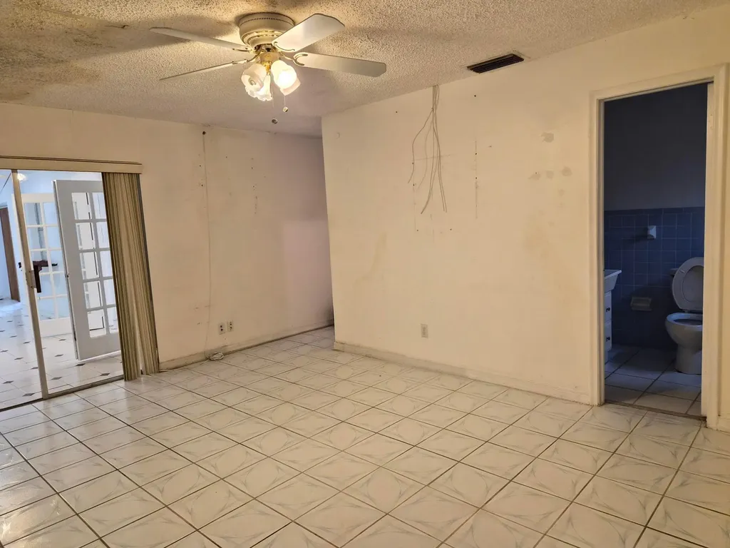 4960 NW 16th Street Lauderhill FL 33313