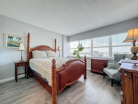 3250 NE 28th Street Fort Lauderdale FL 33308