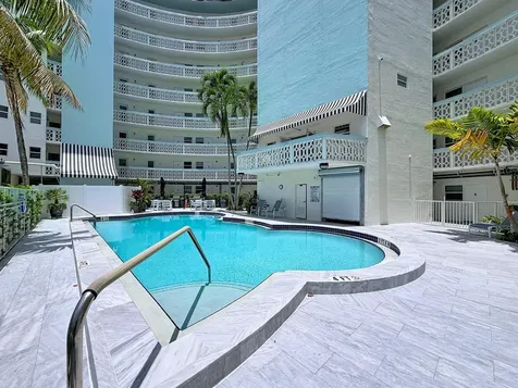 3250 NE 28th Street Fort Lauderdale FL 33308