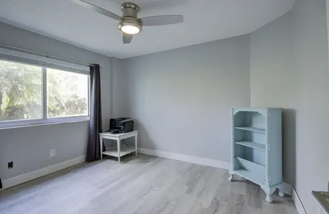 6698 10th Avenue N Lake Worth FL 33467