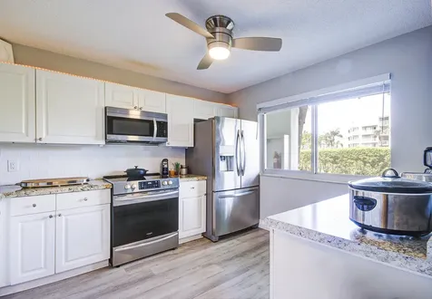 6698 10th Avenue N Lake Worth FL 33467