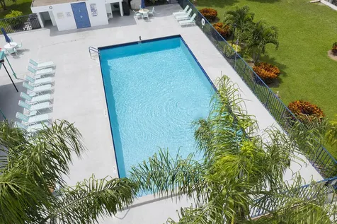 6698 10th Avenue N Lake Worth FL 33467