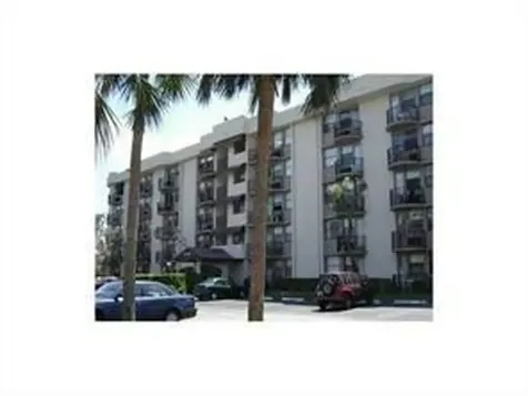 2771 Riverside Drive Coral Springs FL 33065