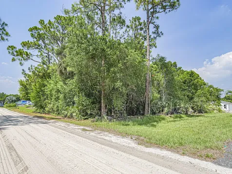 8566 105th Avenue Vero Beach FL 32967