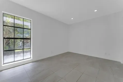 10084 Camelback Lane Boca Raton FL 33498