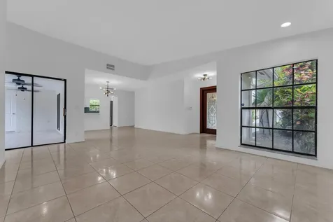 10084 Camelback Lane Boca Raton FL 33498