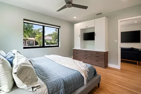 5745 SW 54th Terrace Miami FL 33155