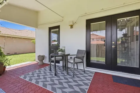 6020 Swinden Lane Davie FL 33331