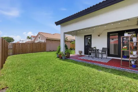 6020 Swinden Lane Davie FL 33331