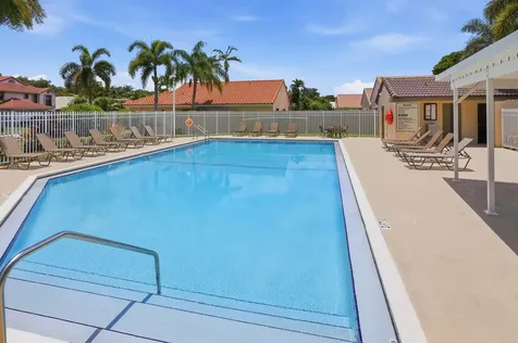 6020 Swinden Lane Davie FL 33331