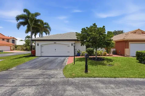 6020 Swinden Lane Davie FL 33331