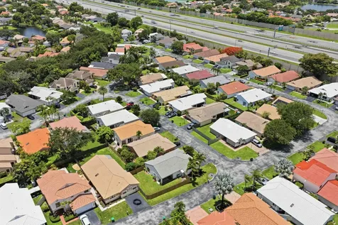 6020 Swinden Lane Davie FL 33331