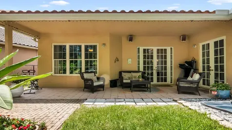 7232 NW 58th Way Parkland FL 33067