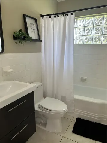 1597 SE 5th Street Deerfield Beach FL 33441