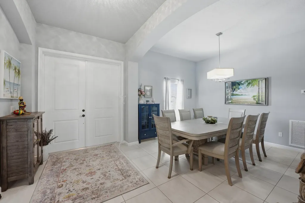 2081 SW Tropical Terrace Port St Lucie FL 34953