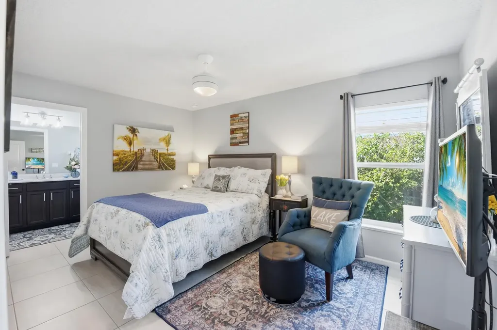 2081 SW Tropical Terrace Port St Lucie FL 34953