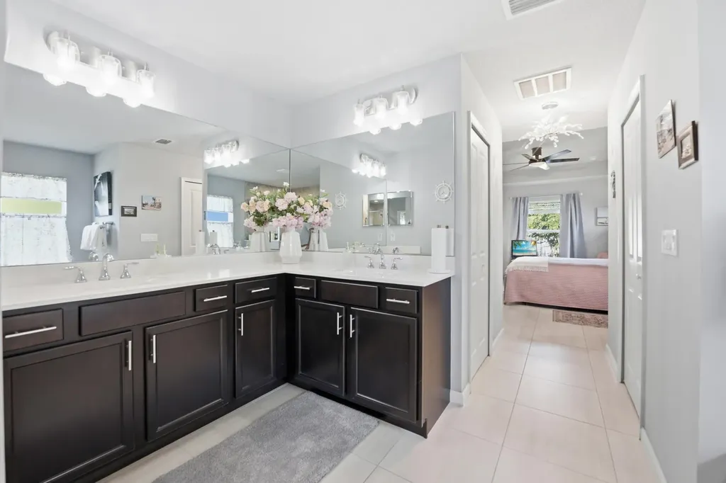 2081 SW Tropical Terrace Port St Lucie FL 34953