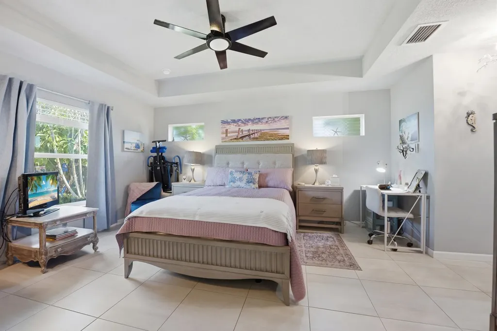 2081 SW Tropical Terrace Port St Lucie FL 34953