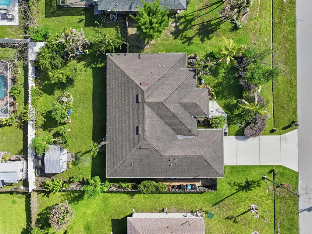 2081 SW Tropical Terrace Port St Lucie FL 34953