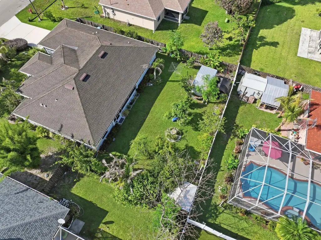 2081 SW Tropical Terrace Port St Lucie FL 34953